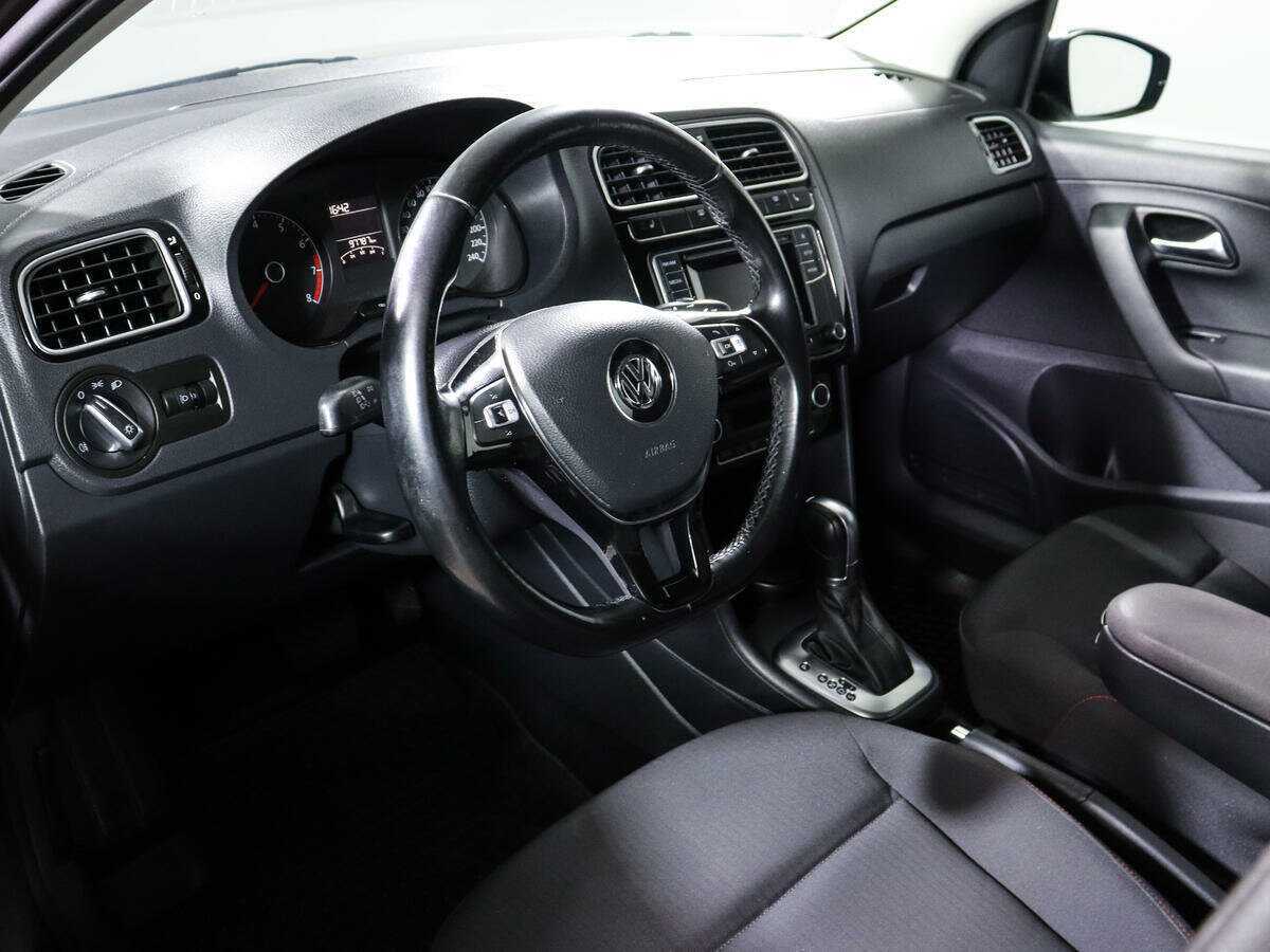 Volkswagen Polo 2017 года с пробегом. Фото: #13