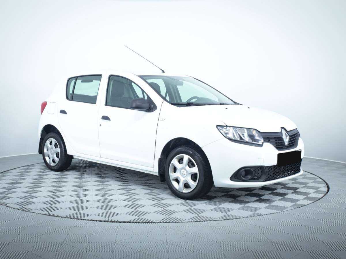 Renault Sandero 2017 года с пробегом. Фото: #2