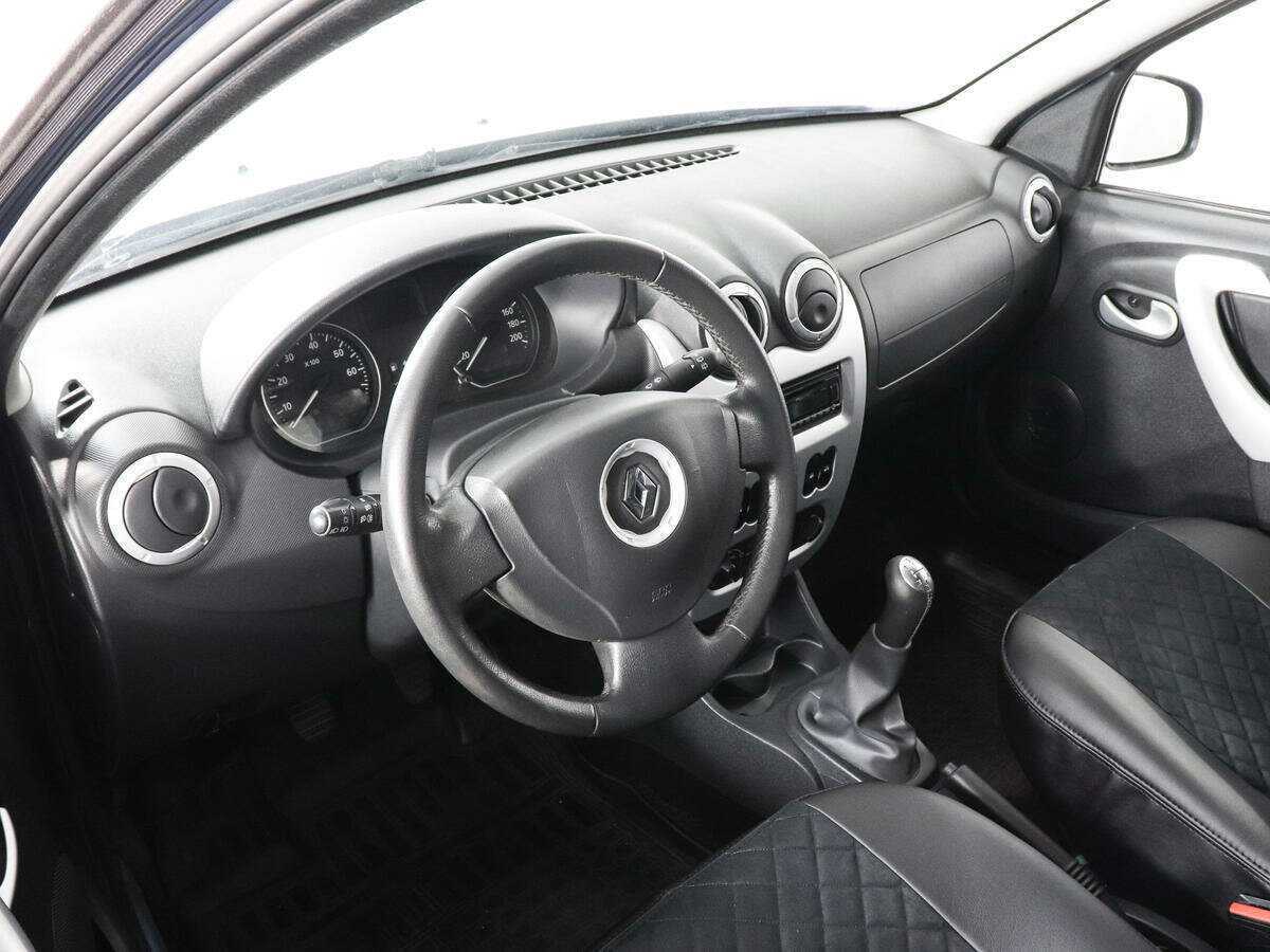 Renault Sandero 2013 года с пробегом. Фото: #3