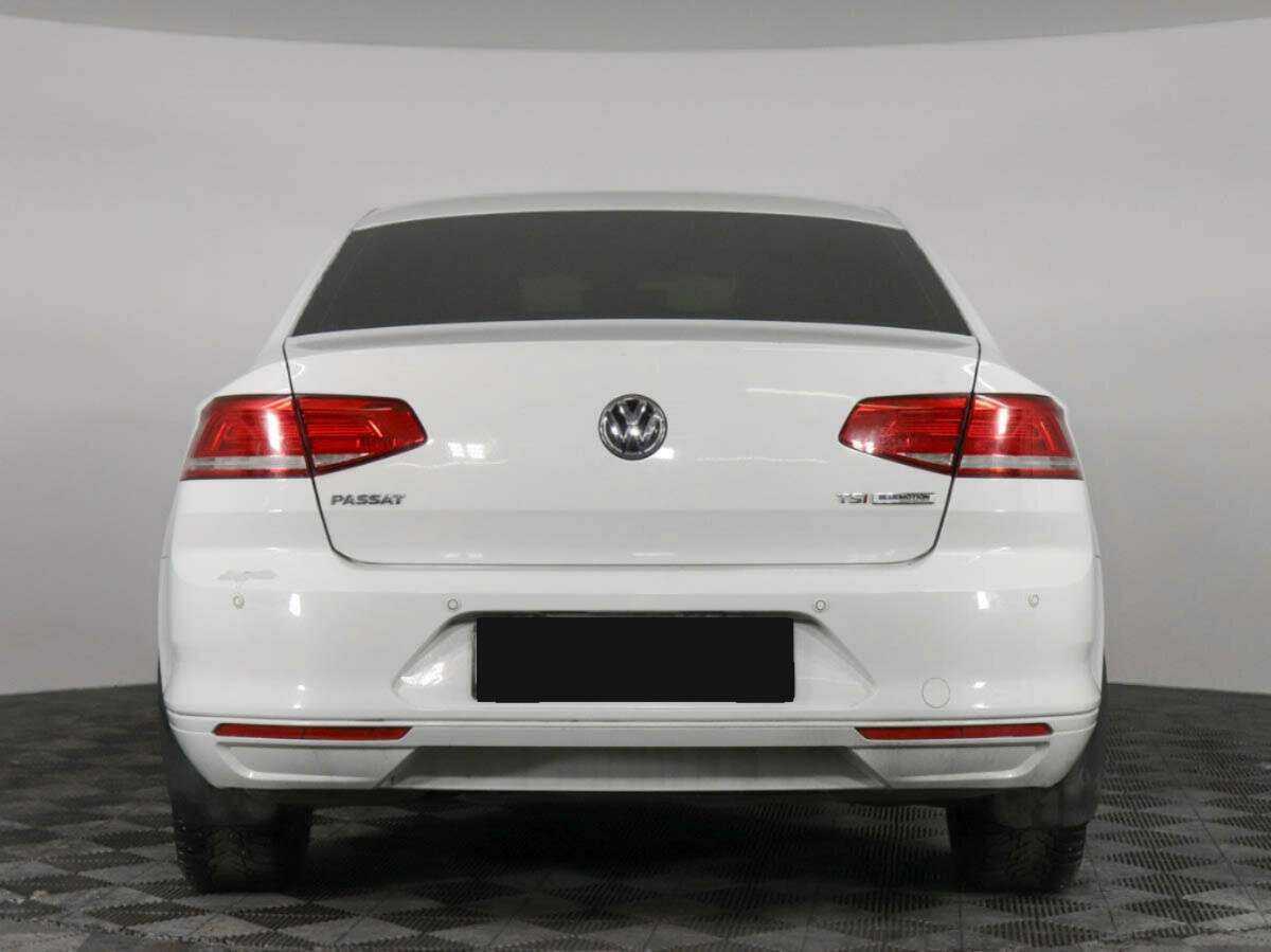 Volkswagen Passat 2016 года с пробегом. Фото: #5