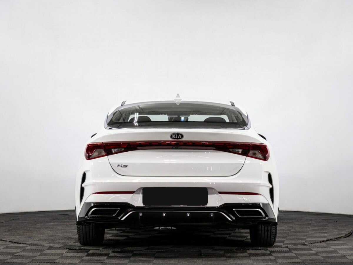 Kia K5 2021 года с пробегом. Фото: #4