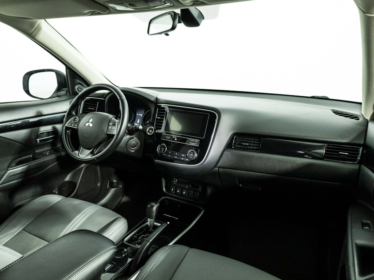 Mitsubishi Outlander 2019 года с пробегом. Фото: #6