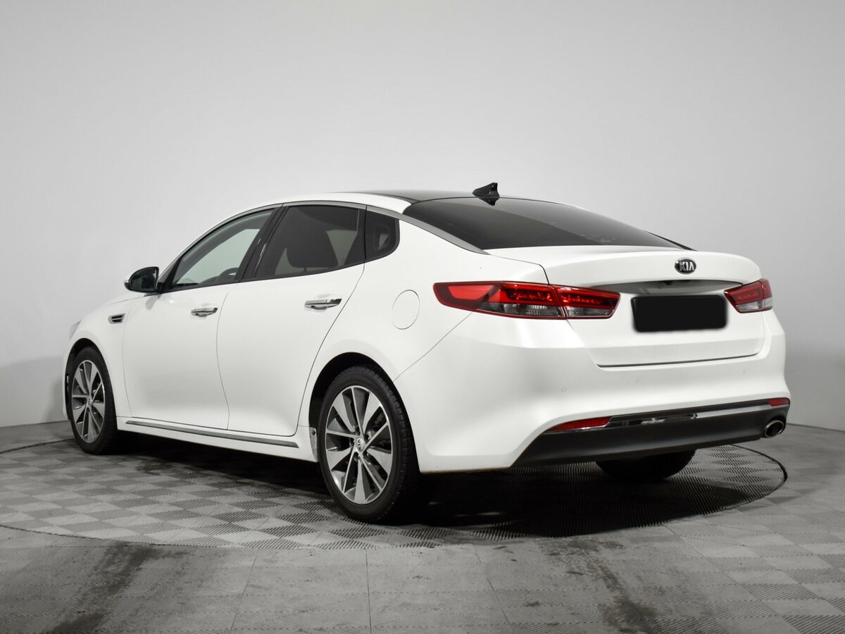 Kia K5 2017 года с пробегом. Фото: #5