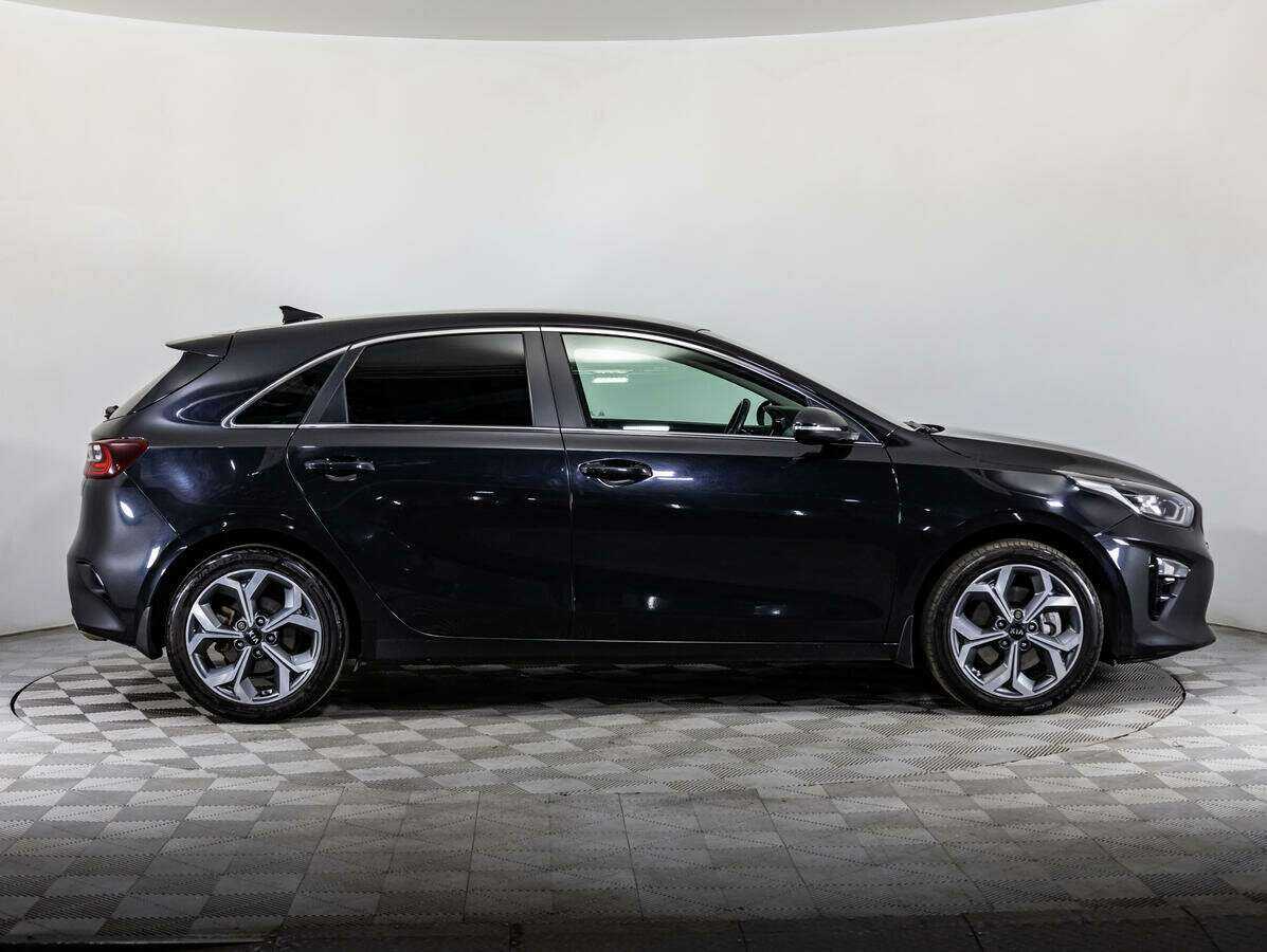 Kia Ceed 2018 года с пробегом. Фото: #3