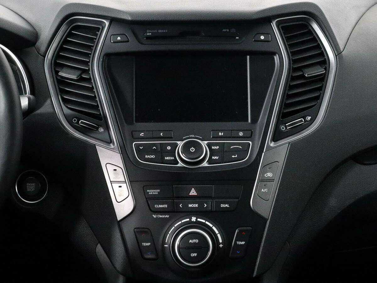 Hyundai Santa Fe 2015 года с пробегом. Фото: #11