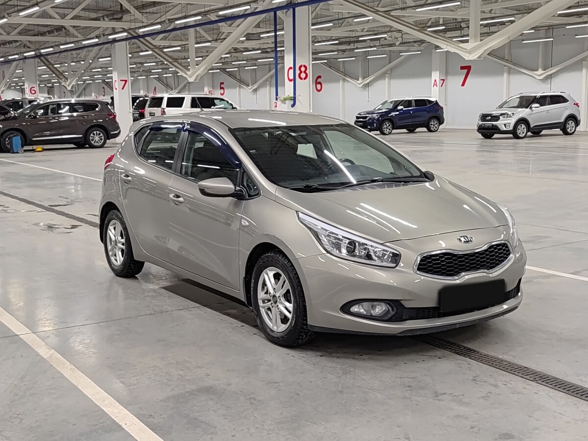 Kia Ceed 2012 года с пробегом. Фото: #2