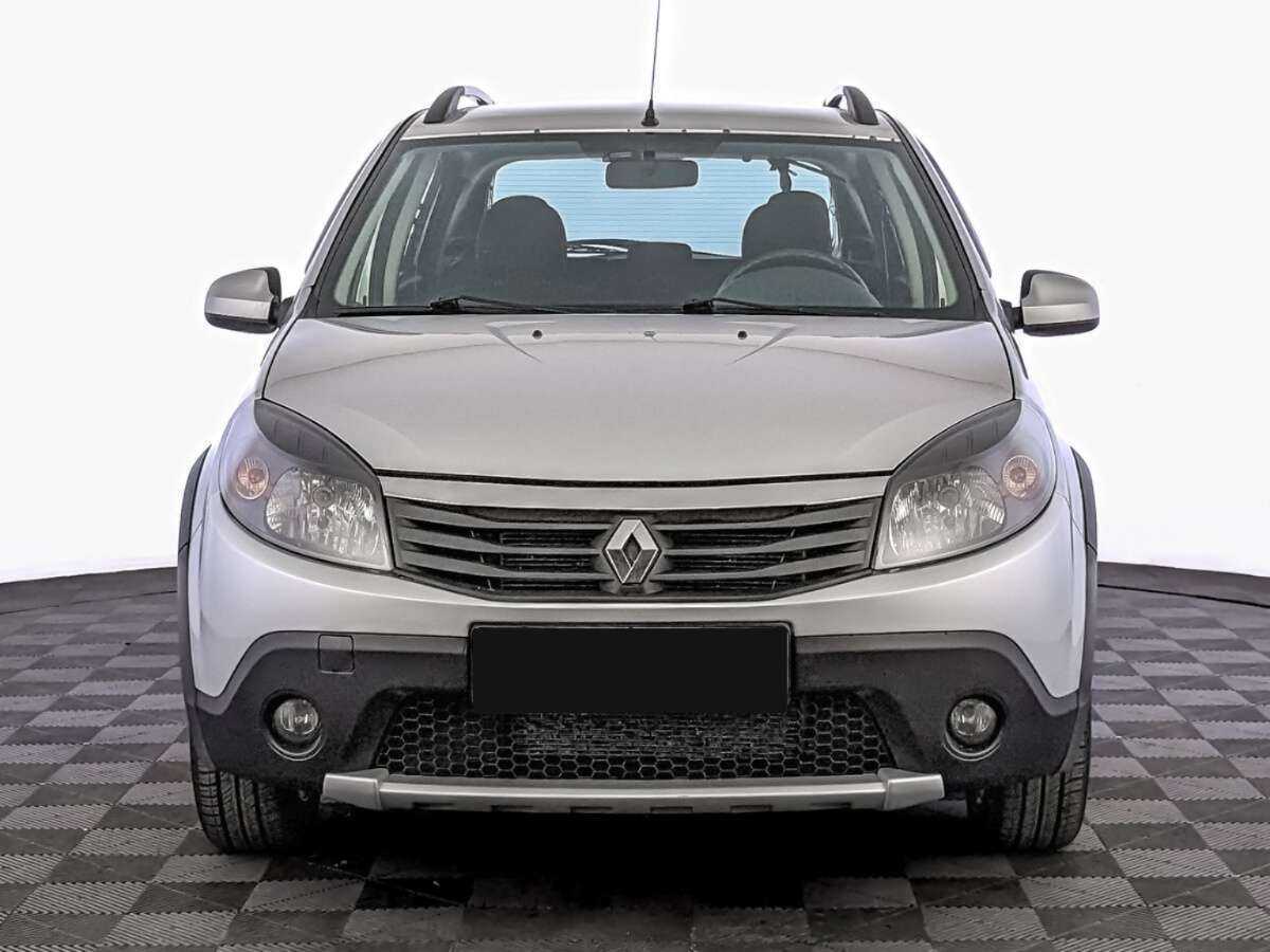 Renault Sandero 2013 года с пробегом. Фото: #1