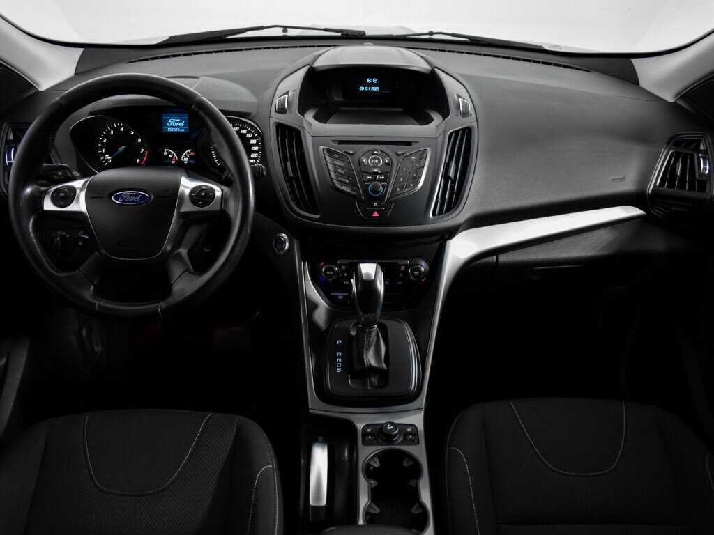 Ford Kuga 2015 года с пробегом. Фото: #12