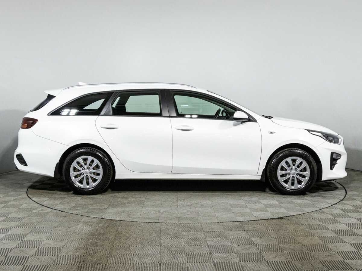 Kia Ceed 2020 года с пробегом. Фото: #3