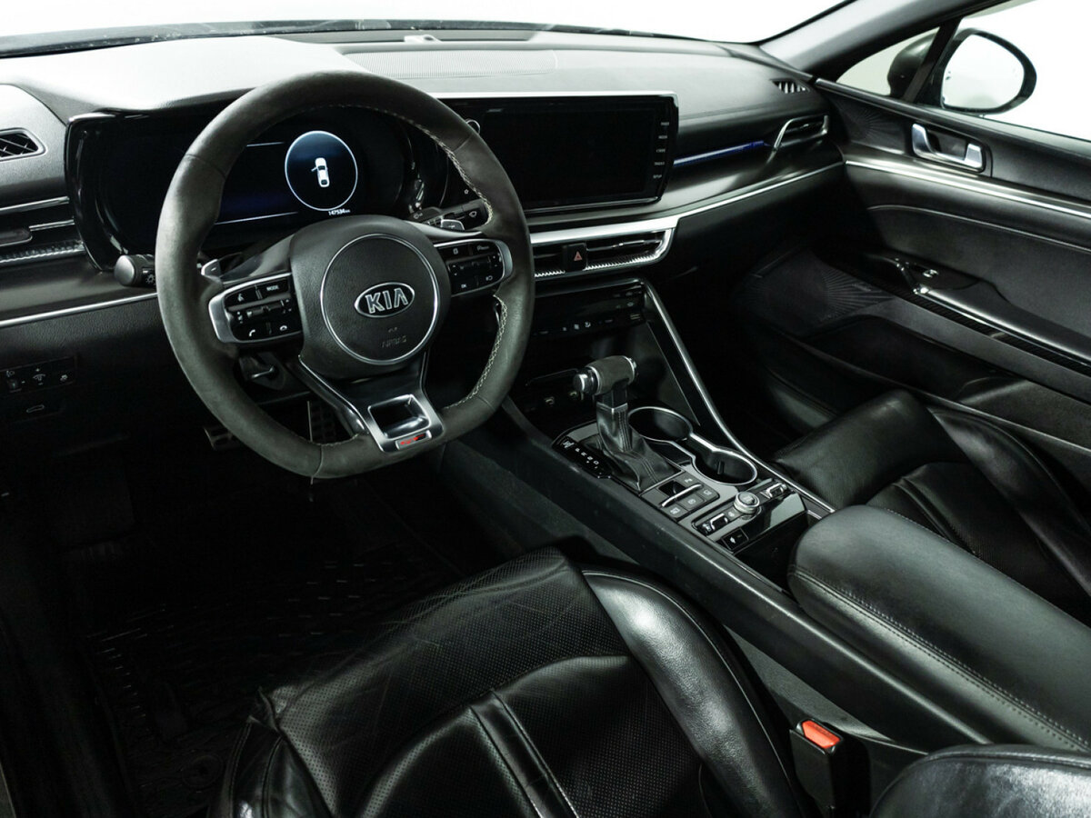 Kia K5 2021 года с пробегом. Фото: #10