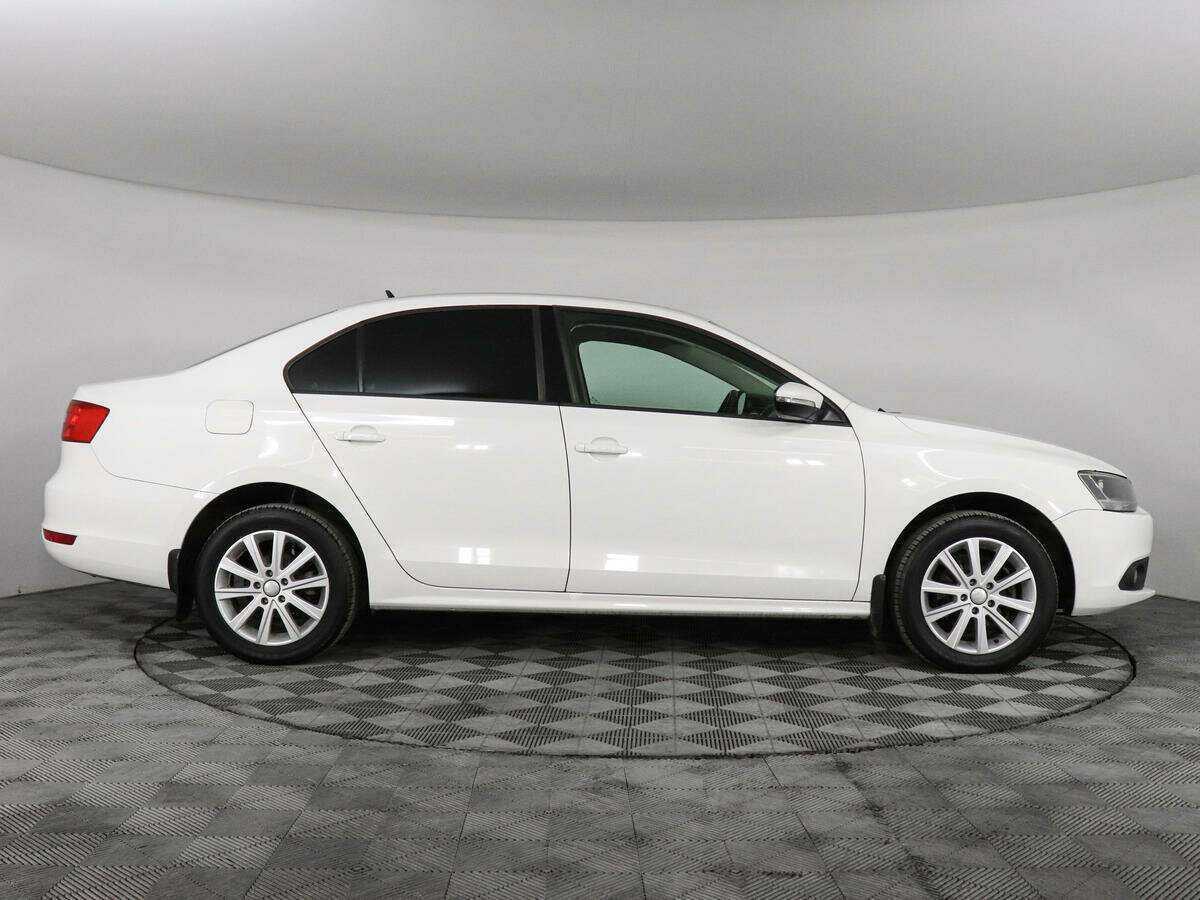 Volkswagen Jetta 2013 года с пробегом. Фото: #3