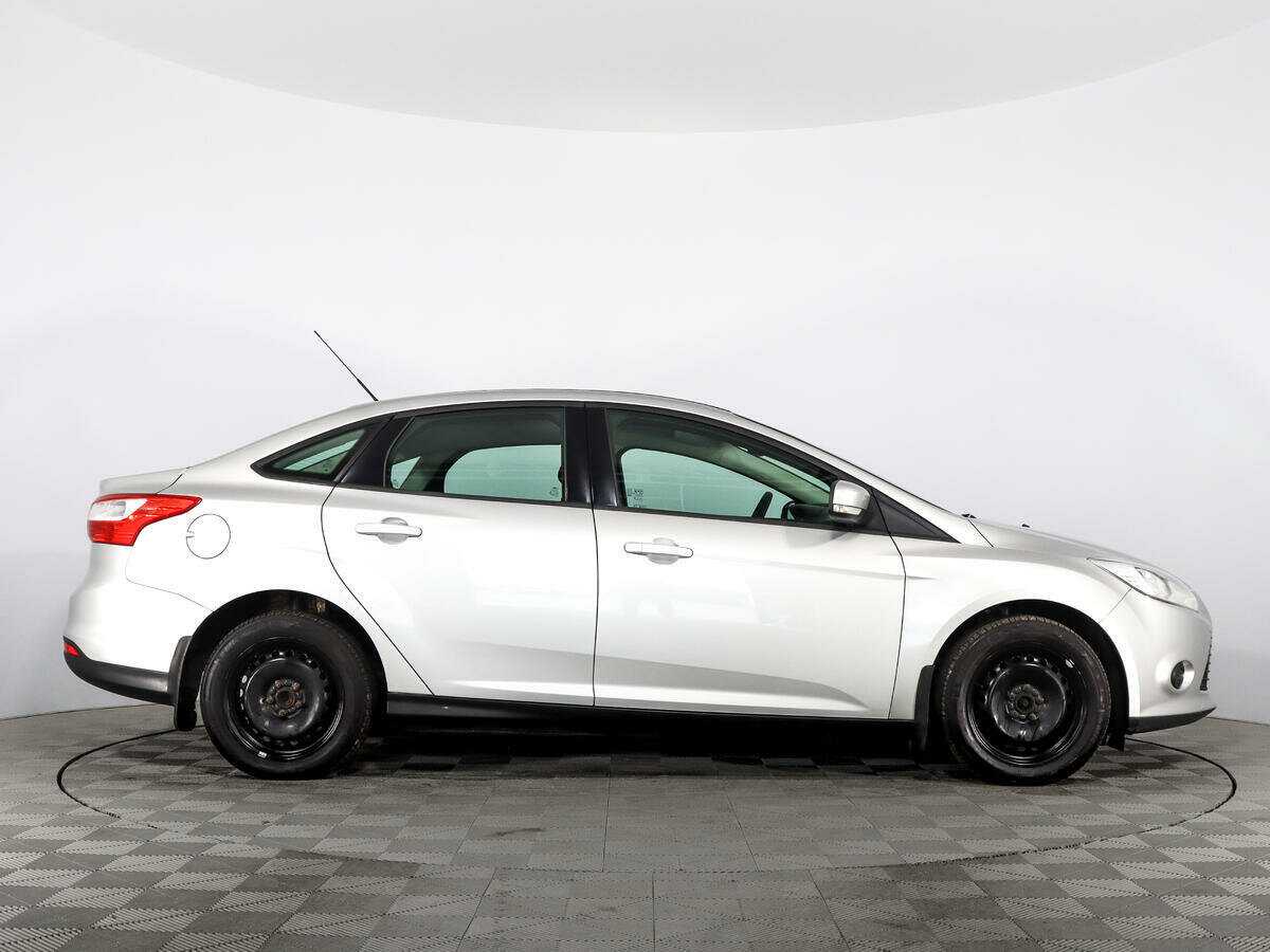 Ford Focus 2013 года с пробегом. Фото: #3