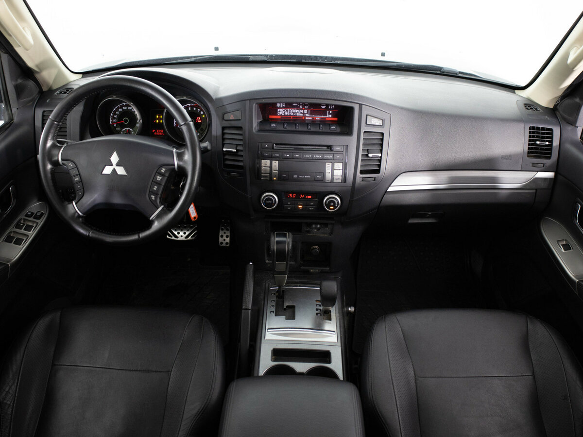 Mitsubishi Pajero 2013 года с пробегом. Фото: #6