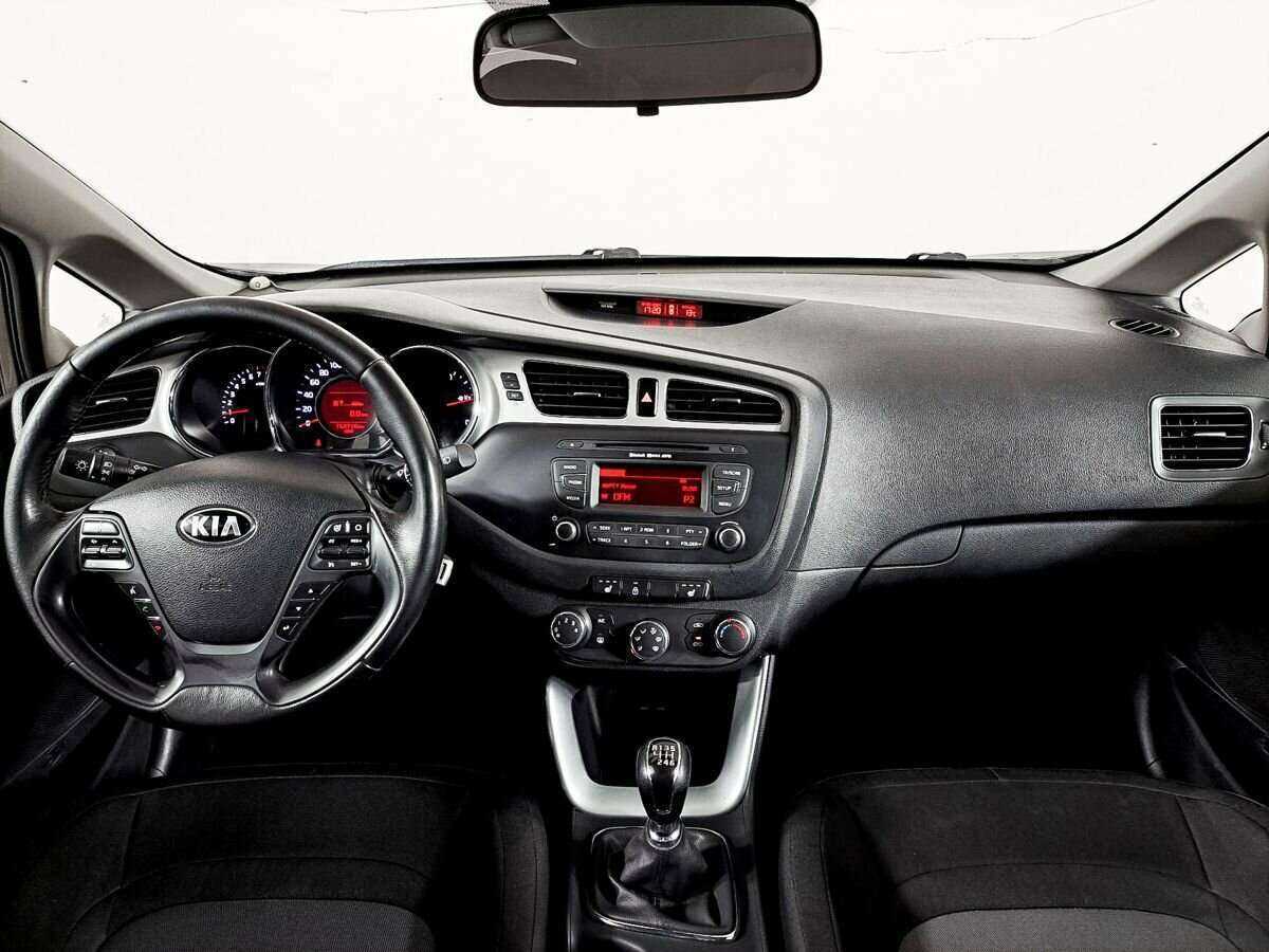 Kia Ceed 2015 года с пробегом. Фото: #11