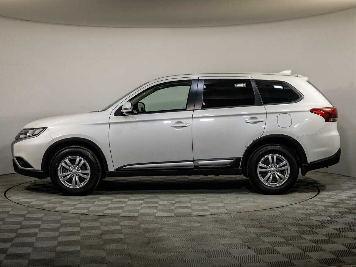 Mitsubishi Outlander 2020 года с пробегом. Фото: #6