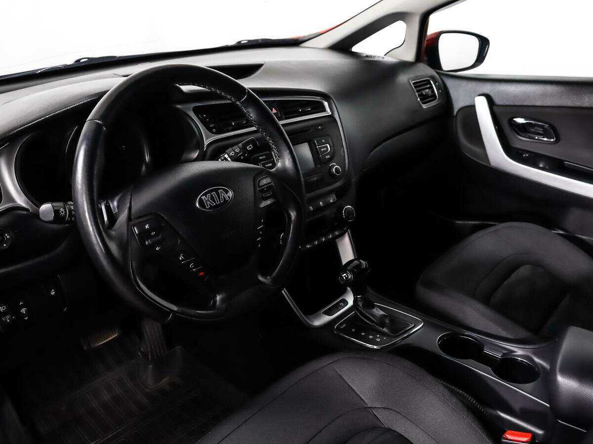 Kia Ceed 2017 года с пробегом. Фото: #8