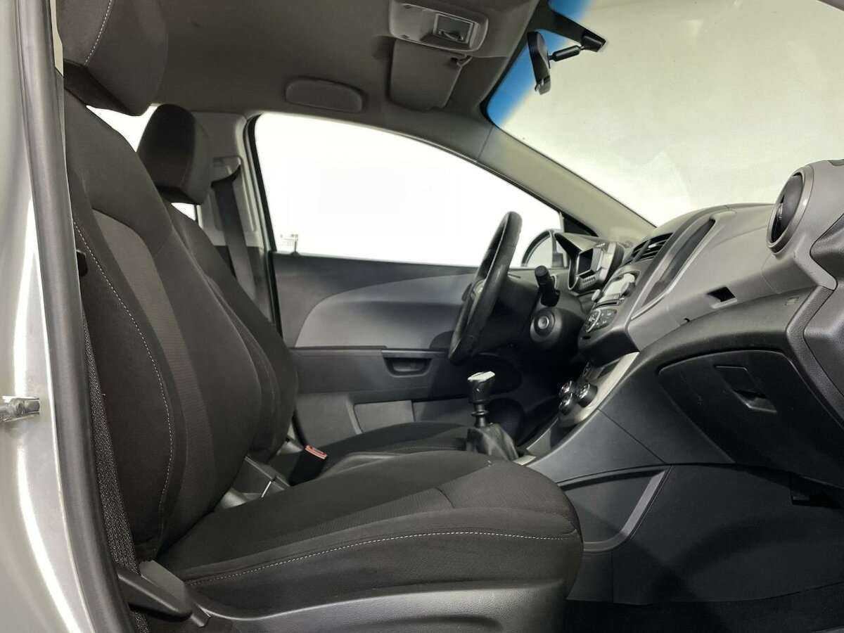 Chevrolet Aveo 2013 года с пробегом. Фото: #12