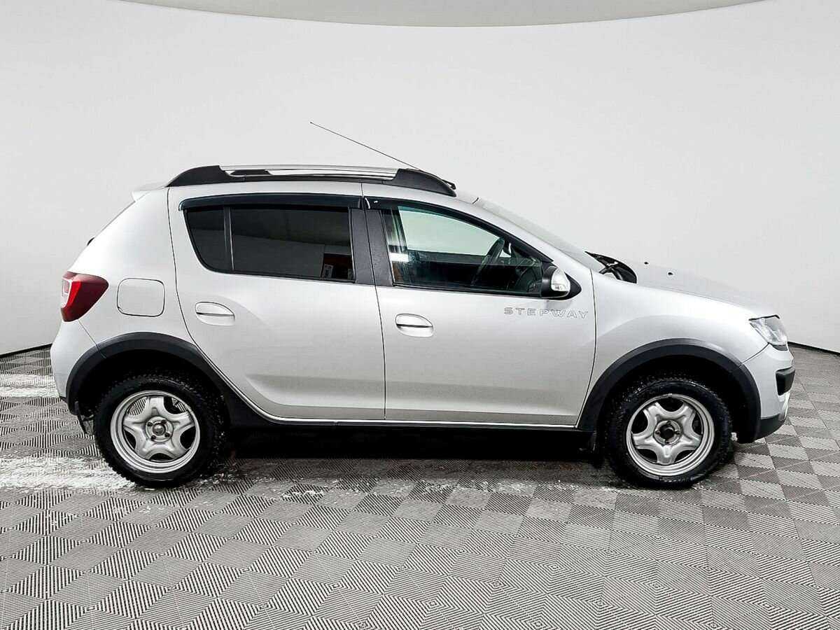Renault Sandero 2018 года с пробегом. Фото: #3