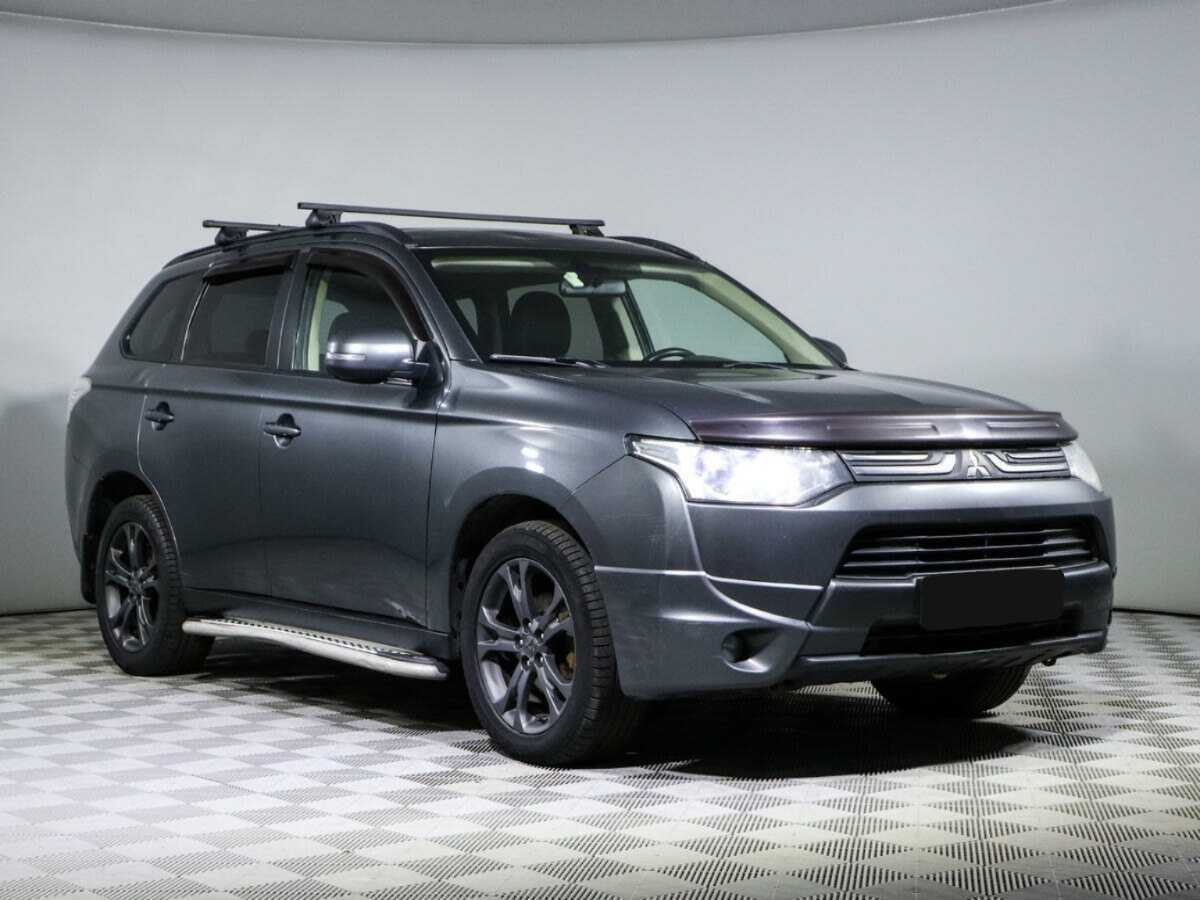 Mitsubishi Outlander 2013 года с пробегом. Фото: #2