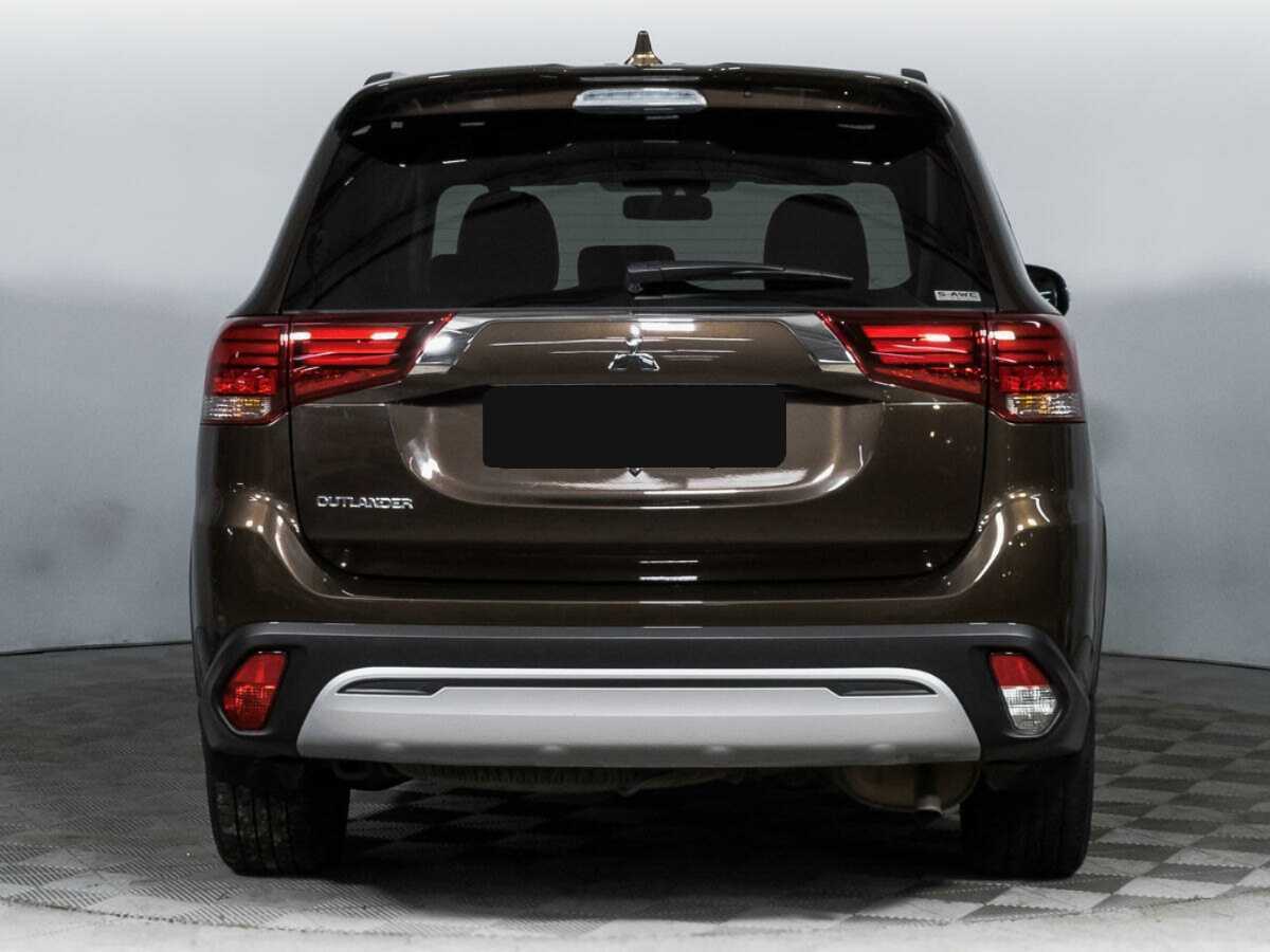 Mitsubishi Outlander 2021 года с пробегом. Фото: #5