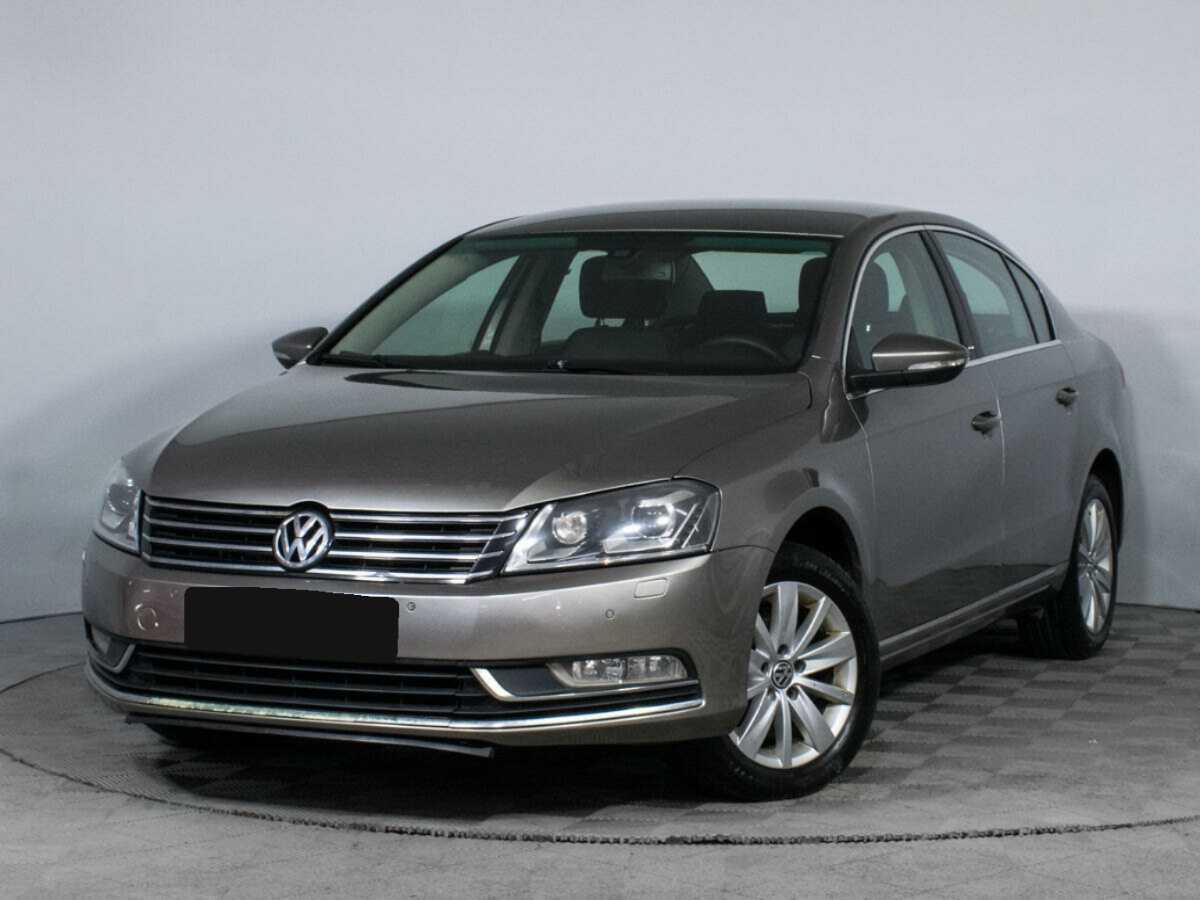 Volkswagen Passat 2012 года с пробегом. Фото: #0