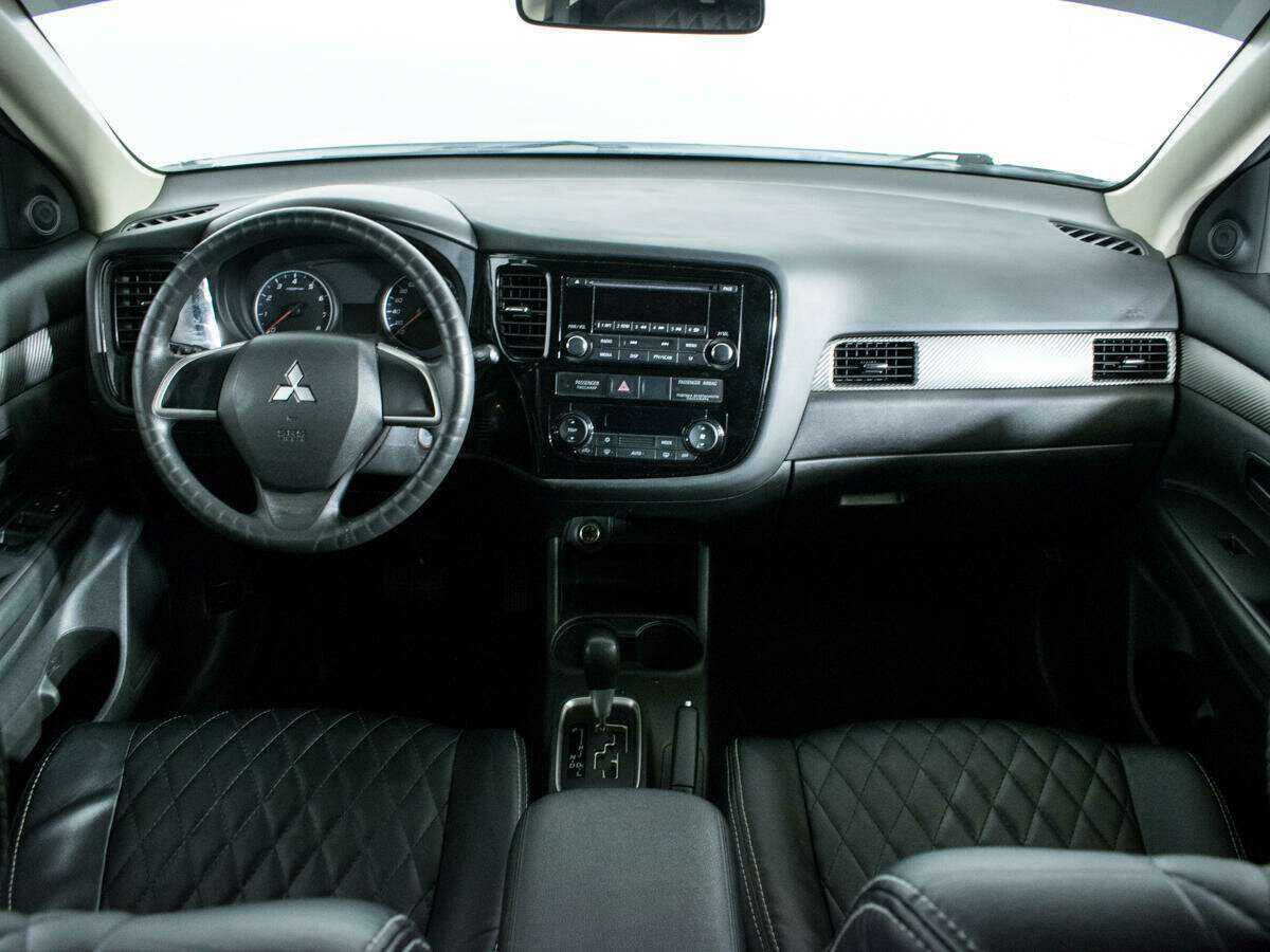 Mitsubishi Outlander 2014 года с пробегом. Фото: #9