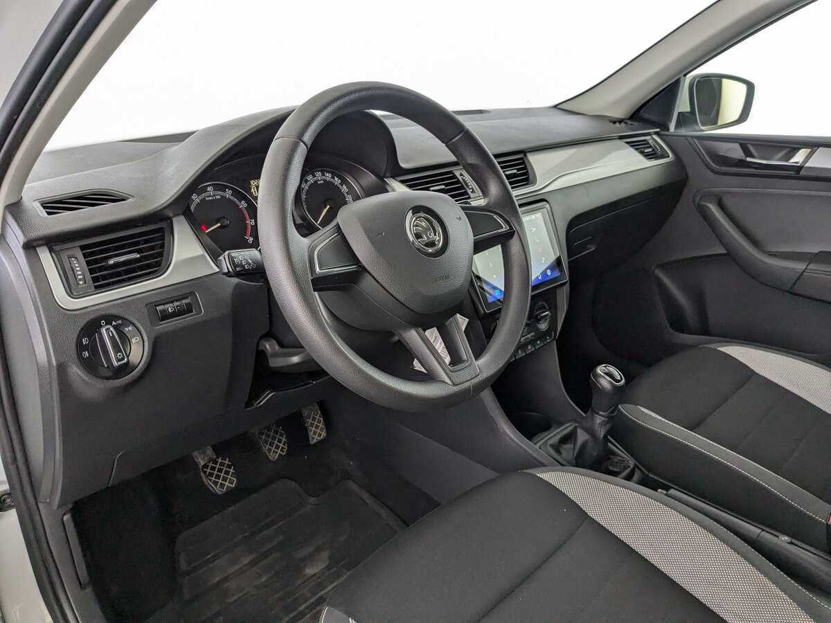 Skoda Rapid 2019 года с пробегом. Фото: #10