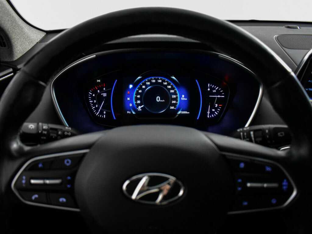 Hyundai Santa Fe 2019 года с пробегом. Фото: #10