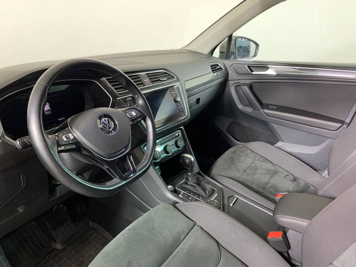 Volkswagen Tiguan 2018 года с пробегом. Фото: #10