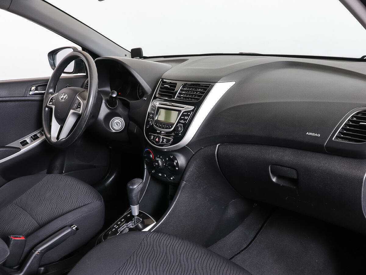 Hyundai Solaris 2012 года с пробегом. Фото: #7