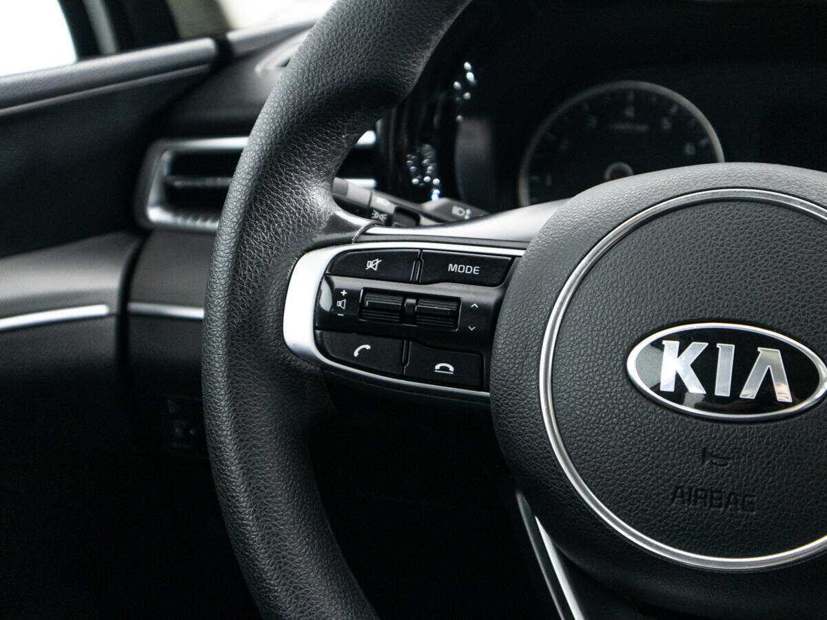 Kia K5 2020 года с пробегом. Фото: #20