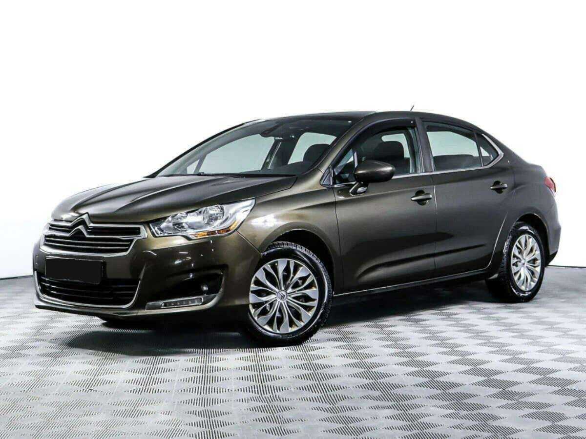 Citroen C4 2016 года с пробегом. Посмотреть фото