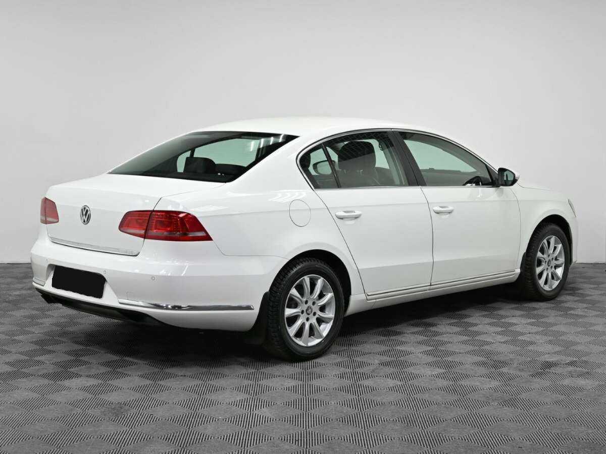 Volkswagen Passat 2013 года с пробегом. Фото: #1