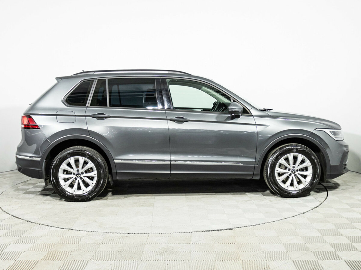 Volkswagen Tiguan 2022 года с пробегом. Фото: #3