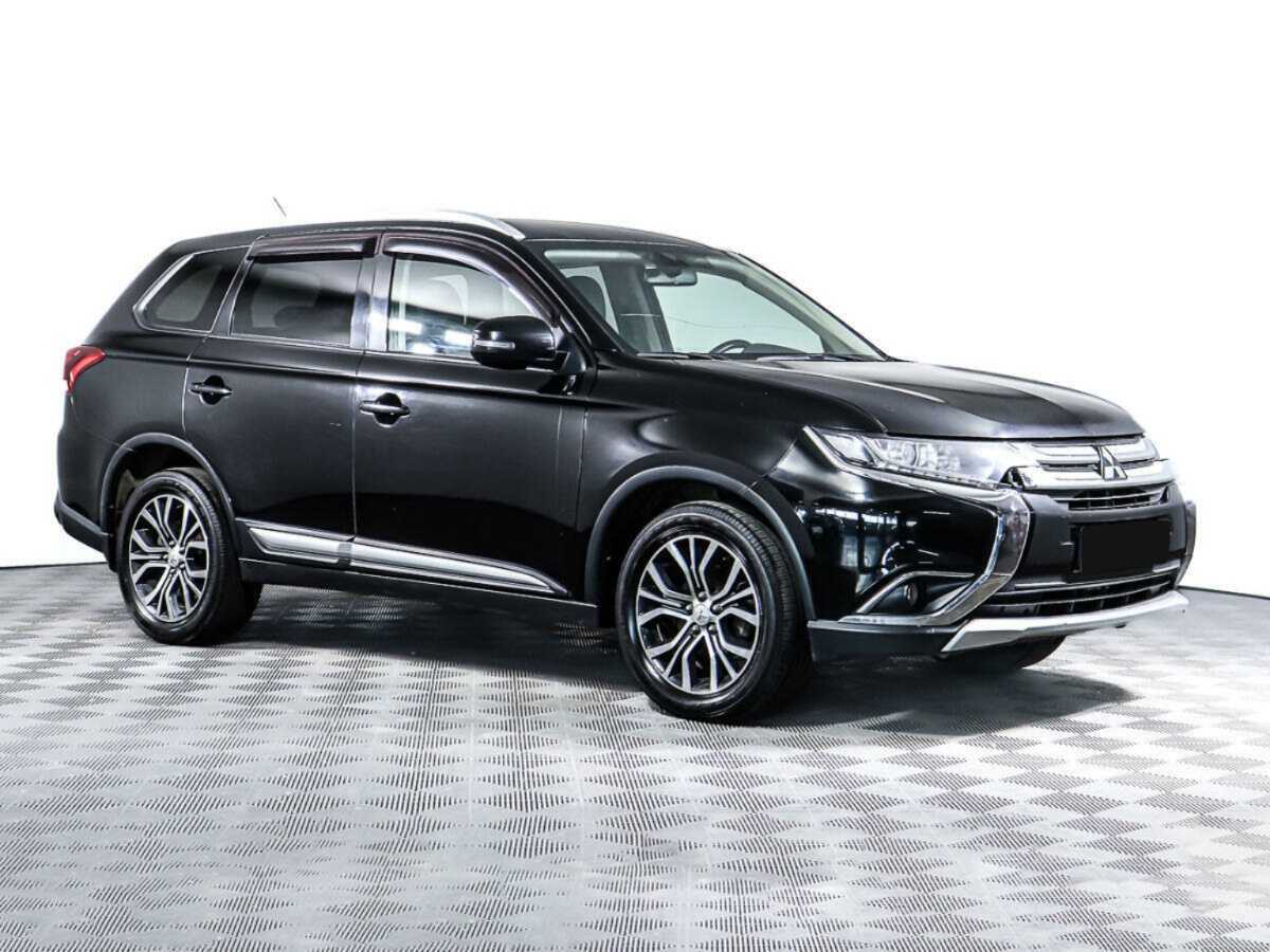 Mitsubishi Outlander 2015 года с пробегом. Фото: #2