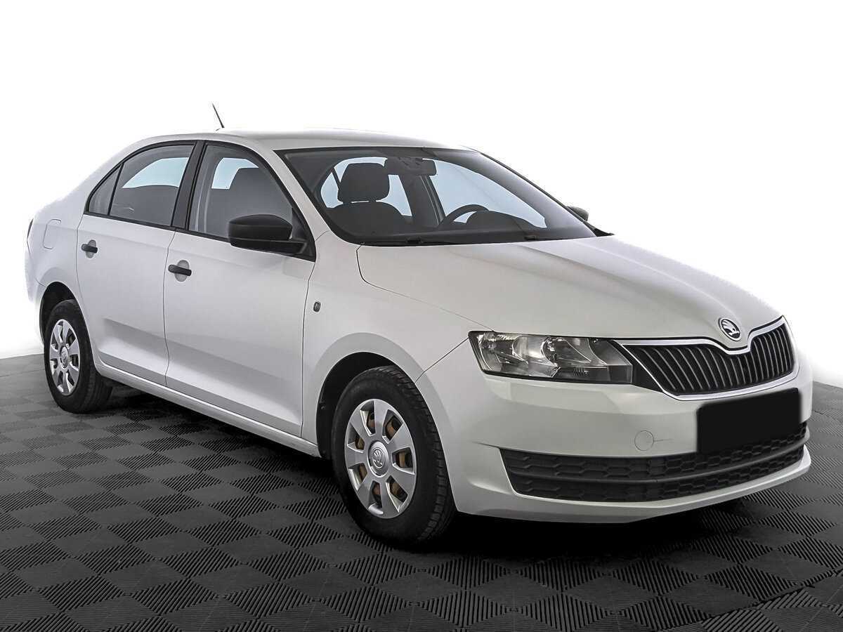 Skoda Rapid 2017 года с пробегом. Фото: #2