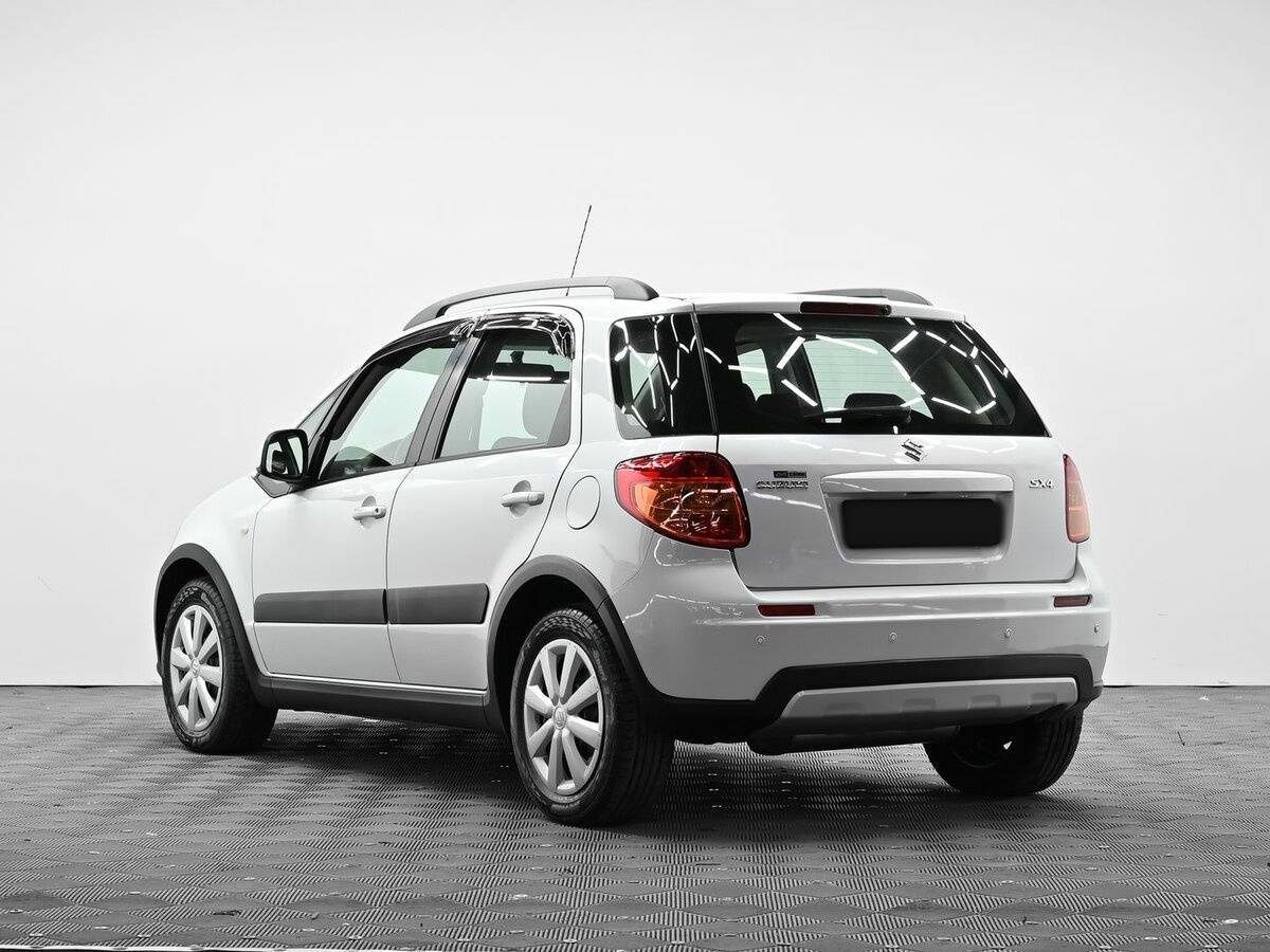 Suzuki SX4 2013 года с пробегом. Фото: #2