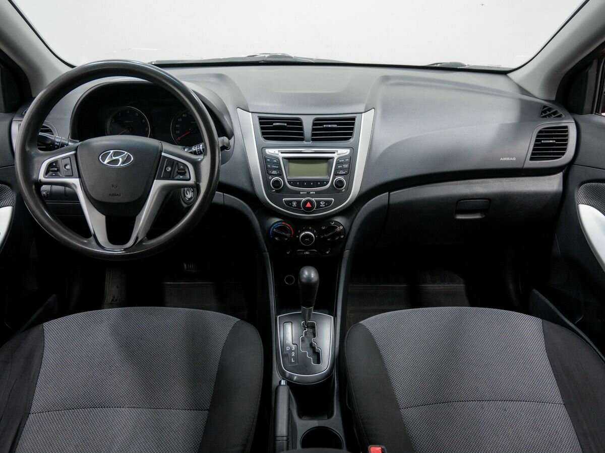 Hyundai Solaris 2012 года с пробегом. Фото: #8