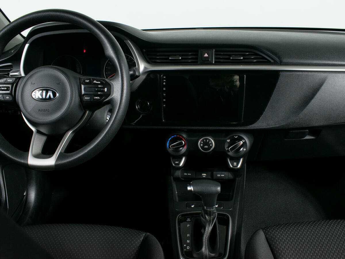 Kia Rio 2021 года с пробегом. Фото: #7