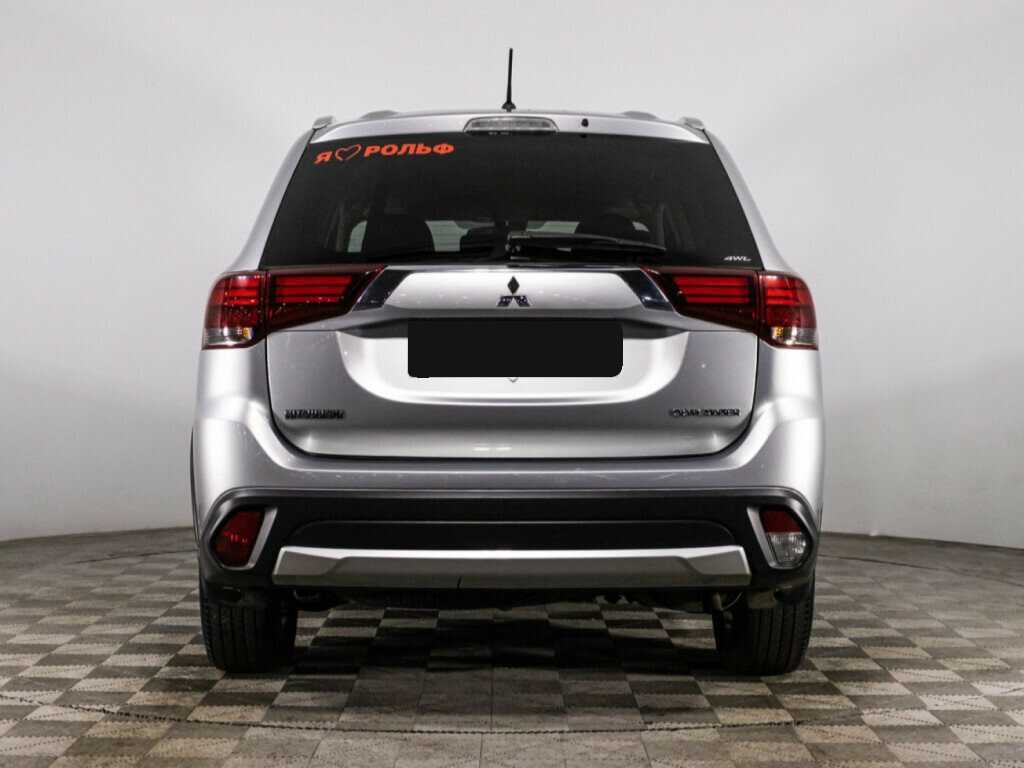 Mitsubishi Outlander 2016 года с пробегом. Фото: #5