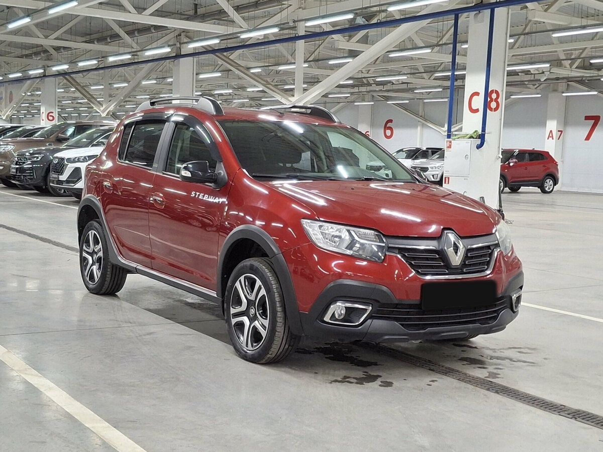 Renault Sandero 2018 года с пробегом. Фото: #2