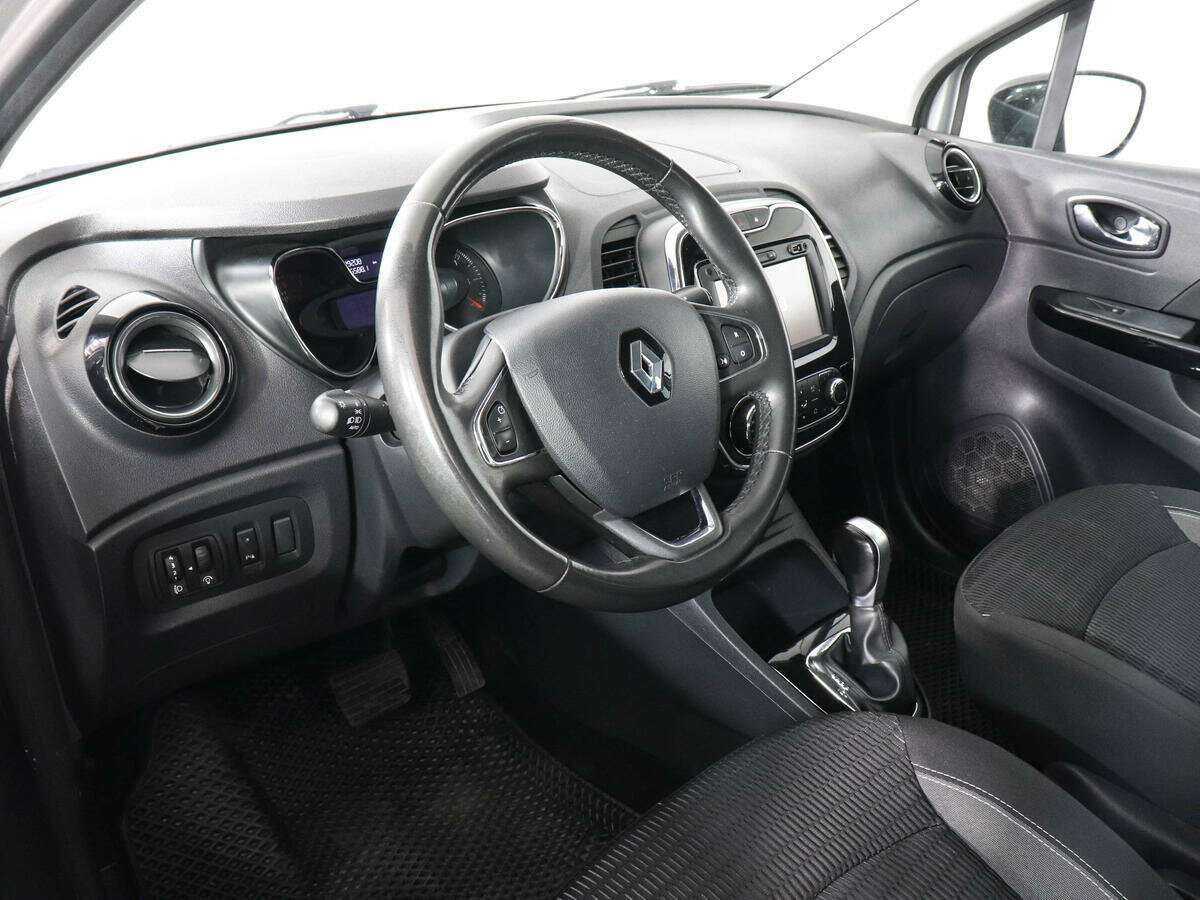 Renault Kaptur 2017 года с пробегом. Фото: #8