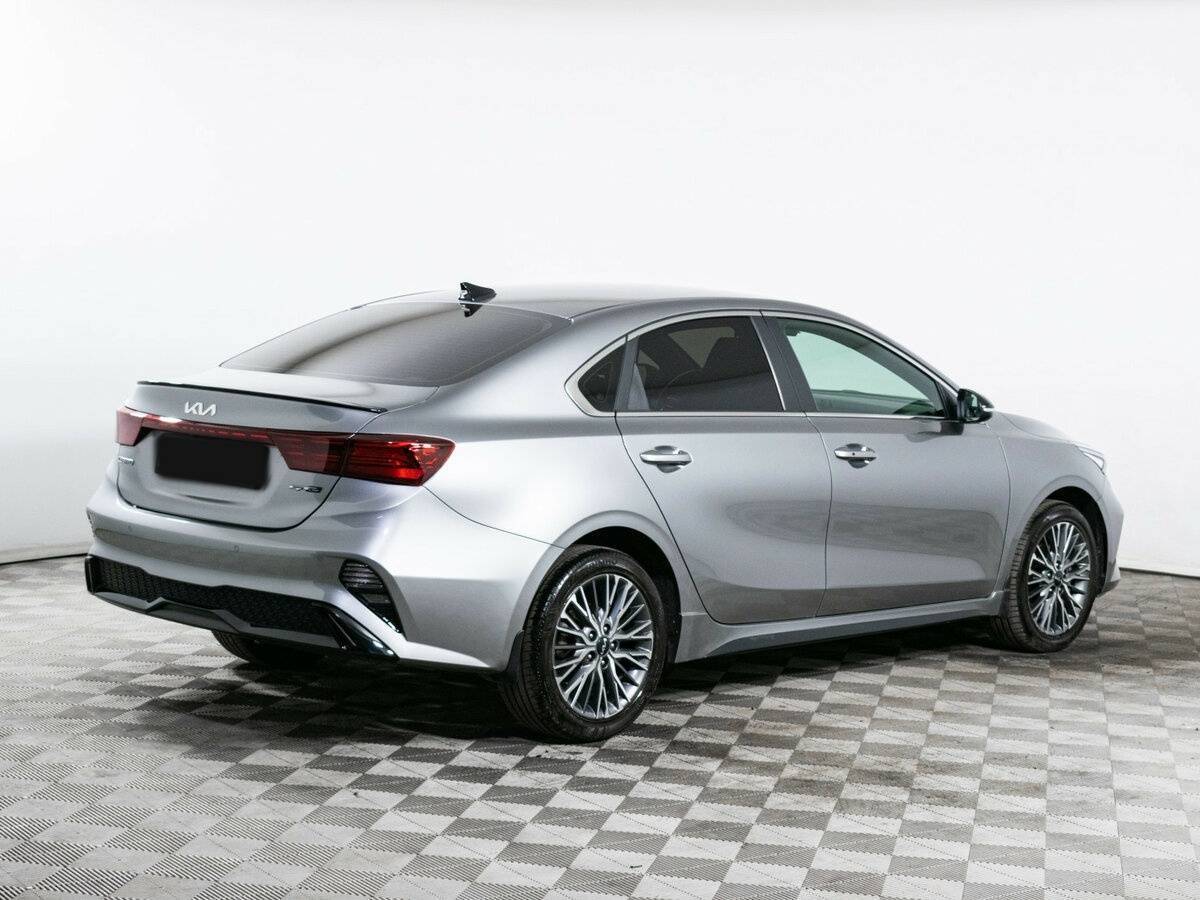 Kia Cerato 2021 года с пробегом. Фото: #3