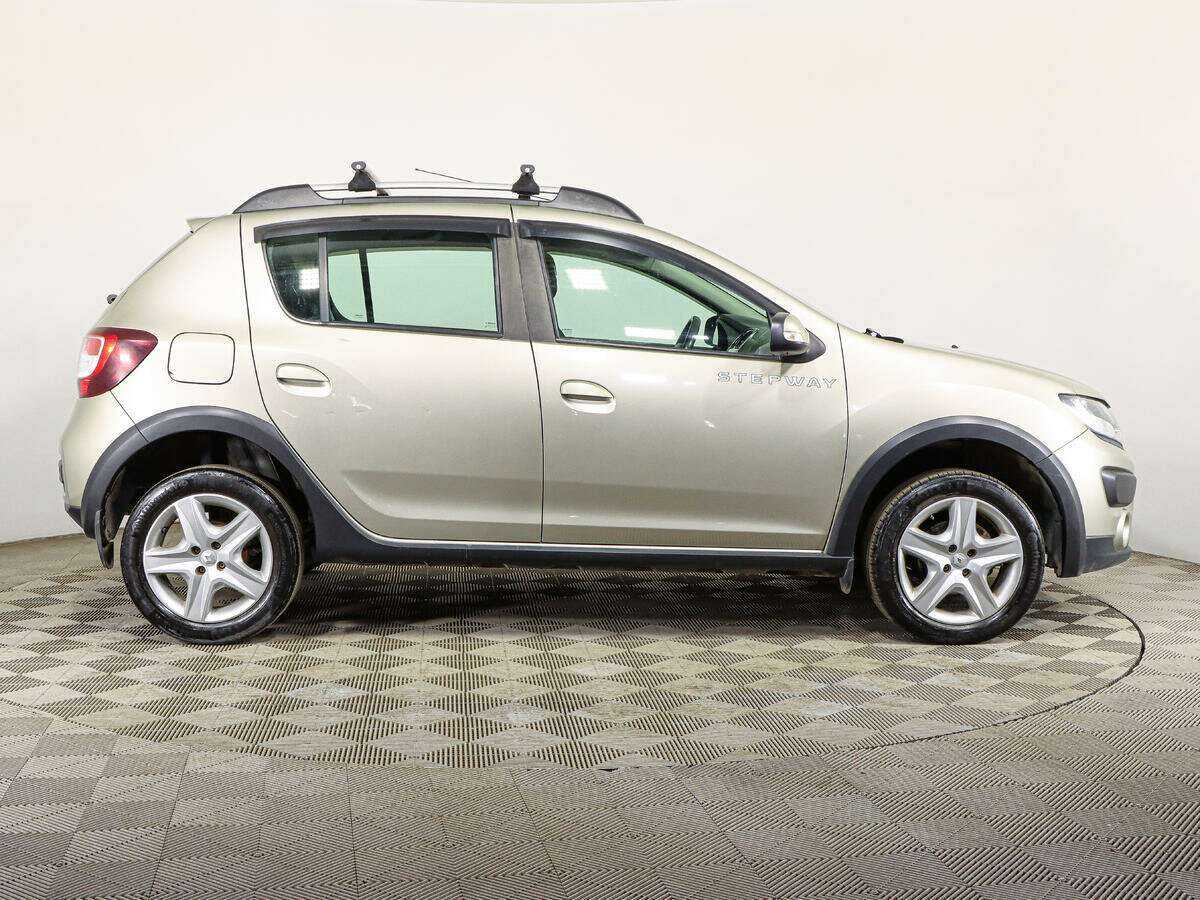 Renault Sandero 2018 года с пробегом. Фото: #3