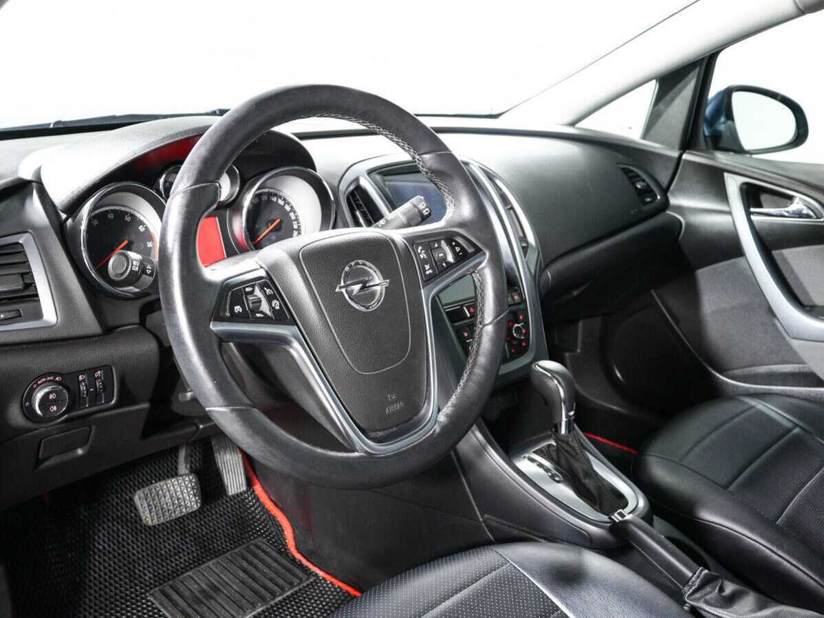 Opel Astra 2014 года с пробегом. Фото: #13