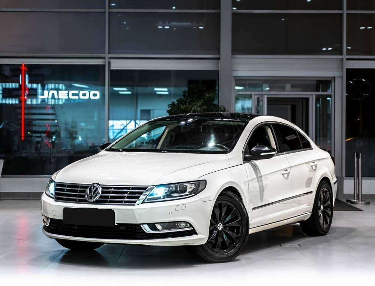 Volkswagen Passat CC 2012 года с пробегом. Фото: #0