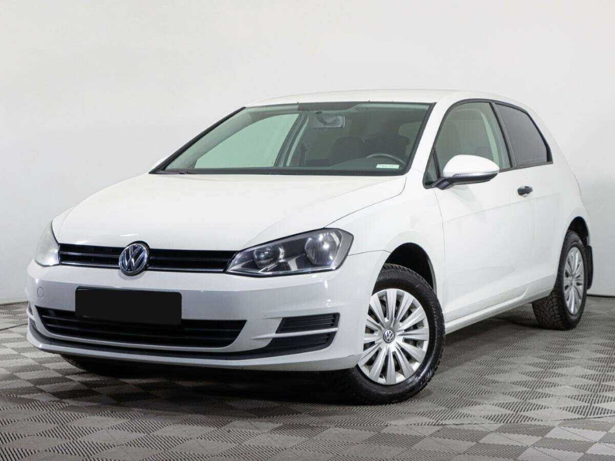 Volkswagen Golf 2013 года с пробегом. Посмотреть фото