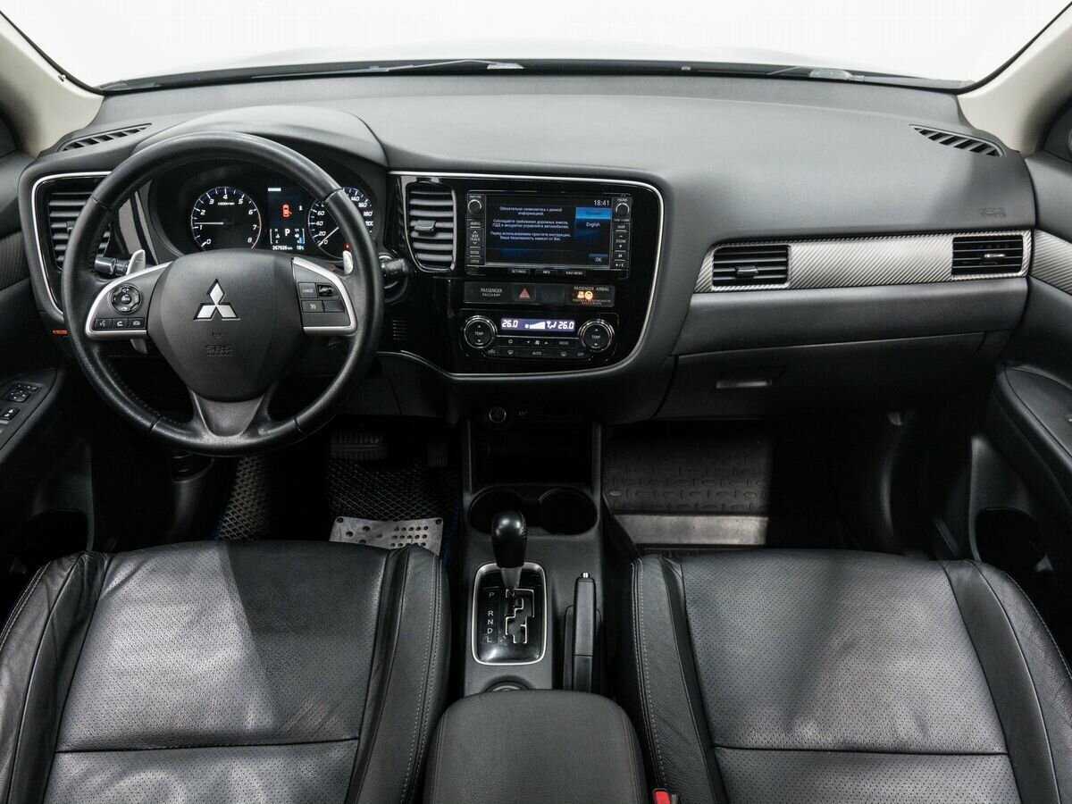 Mitsubishi Outlander 2013 года с пробегом. Фото: #9