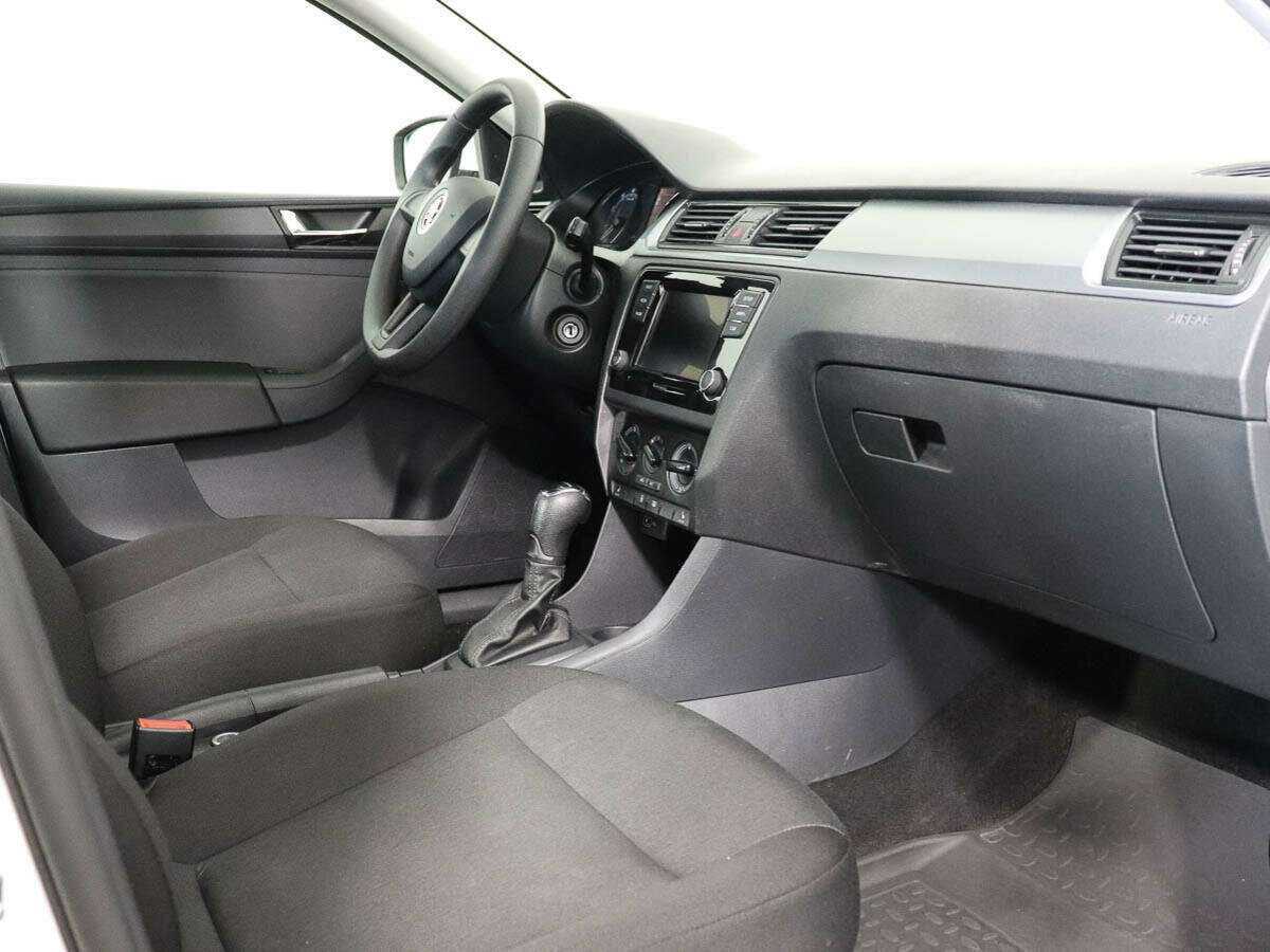 Skoda Rapid 2019 года с пробегом. Фото: #6