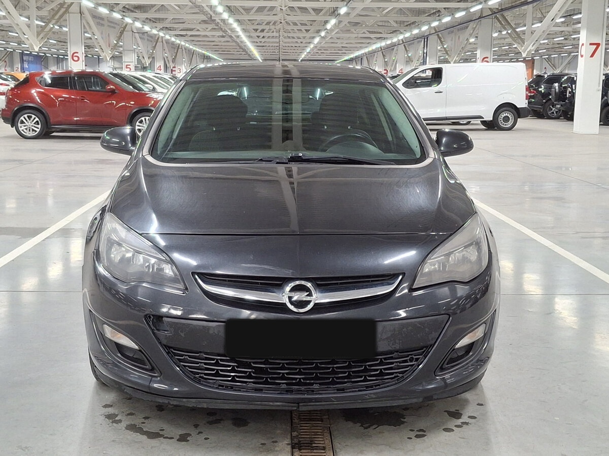 Opel Astra 2013 года с пробегом. Фото: #1